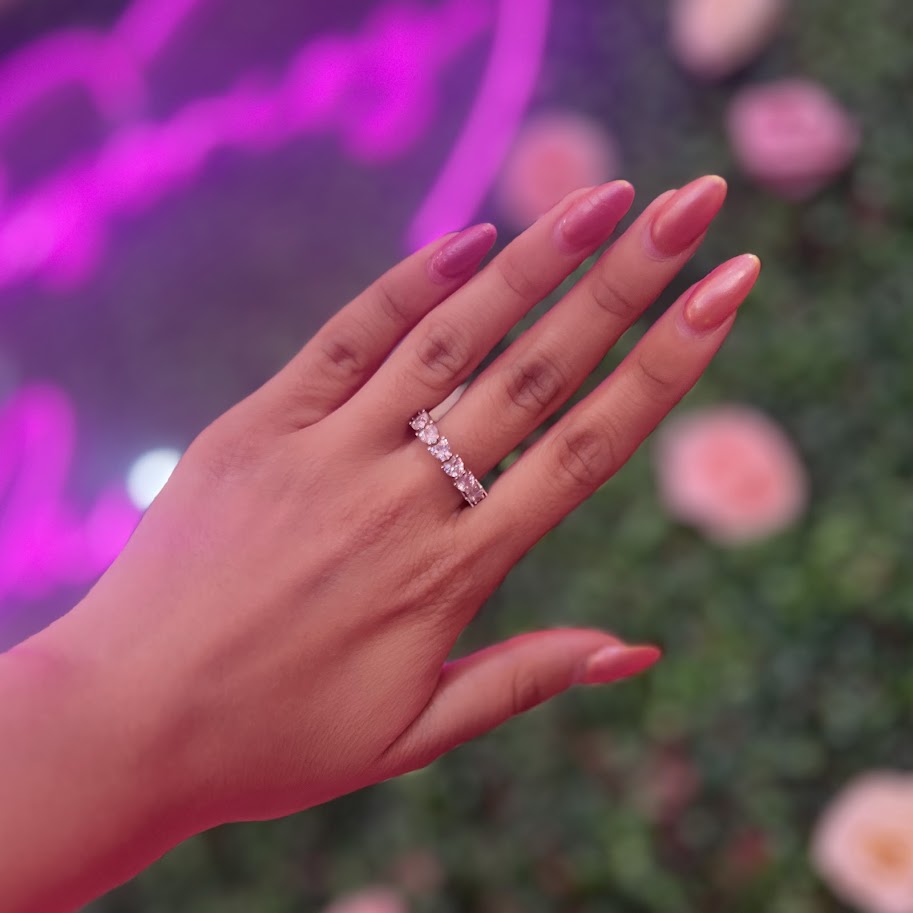 Anillo corazones zirconia