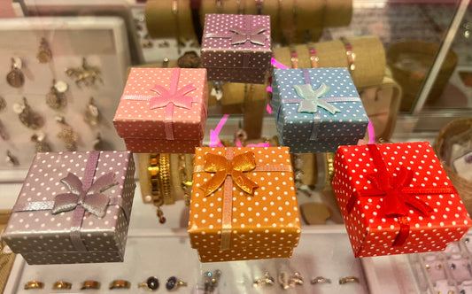 Cajita mini de regalo puntitos